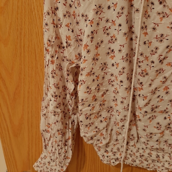 Carly Jeans Long Sleeve Top with Tassels Size Large - Picture 14 of 16